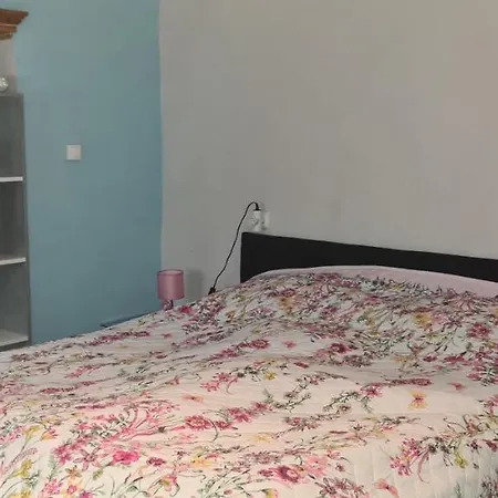 Ferienhaus Janine Ruhig Gelegen Mit Grossem Garten Und Wifi *