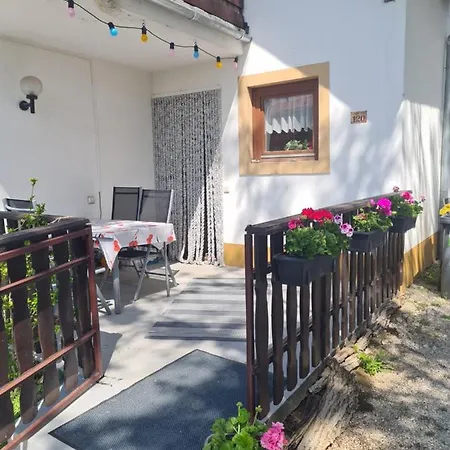 Ferienhaus Janine Ruhig Gelegen Mit Grossem Garten Und Wifi * Balatonbereny